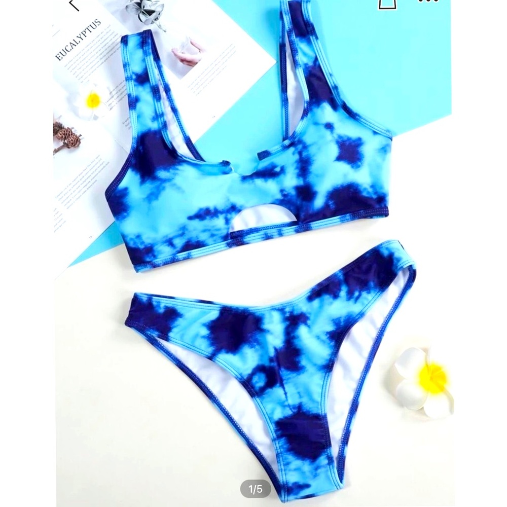 Shein Medium Tie Dye Cut-out Bikini